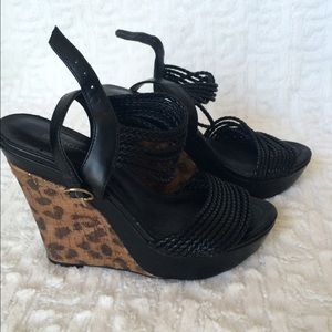 BCBG WEDGES! In Black. Size 6